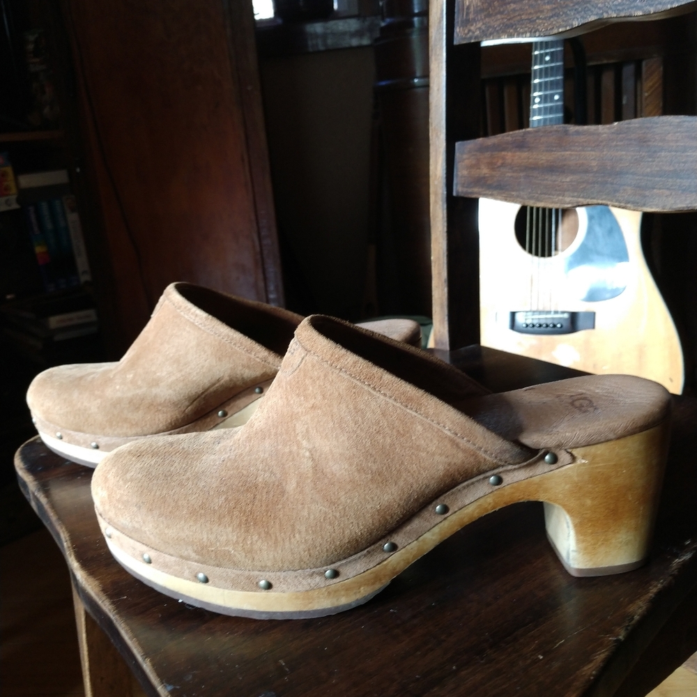 UGG clogs